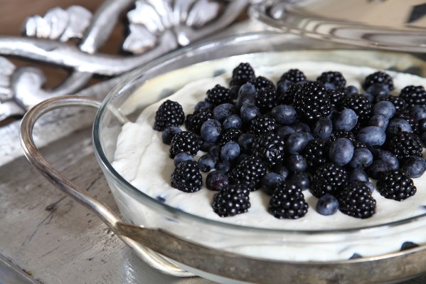 áfonyás szedres túró 2