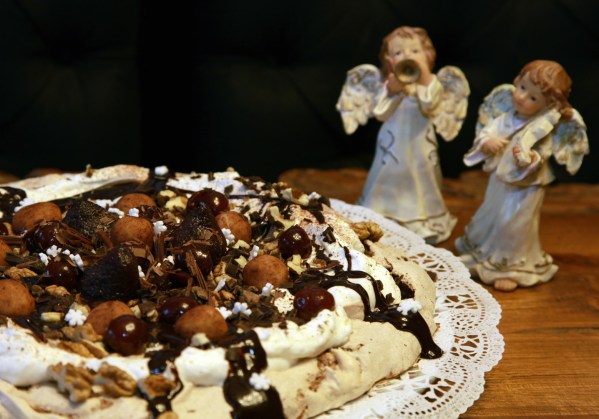 nagyon csokis pavlova 1