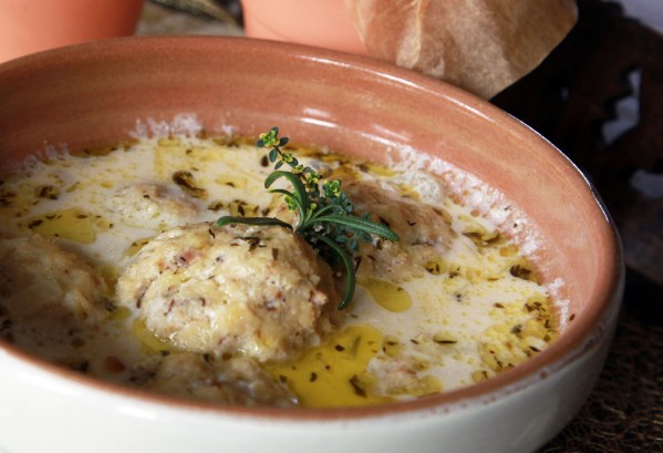 savanyú halgombócleves fetás kenyérrel 5